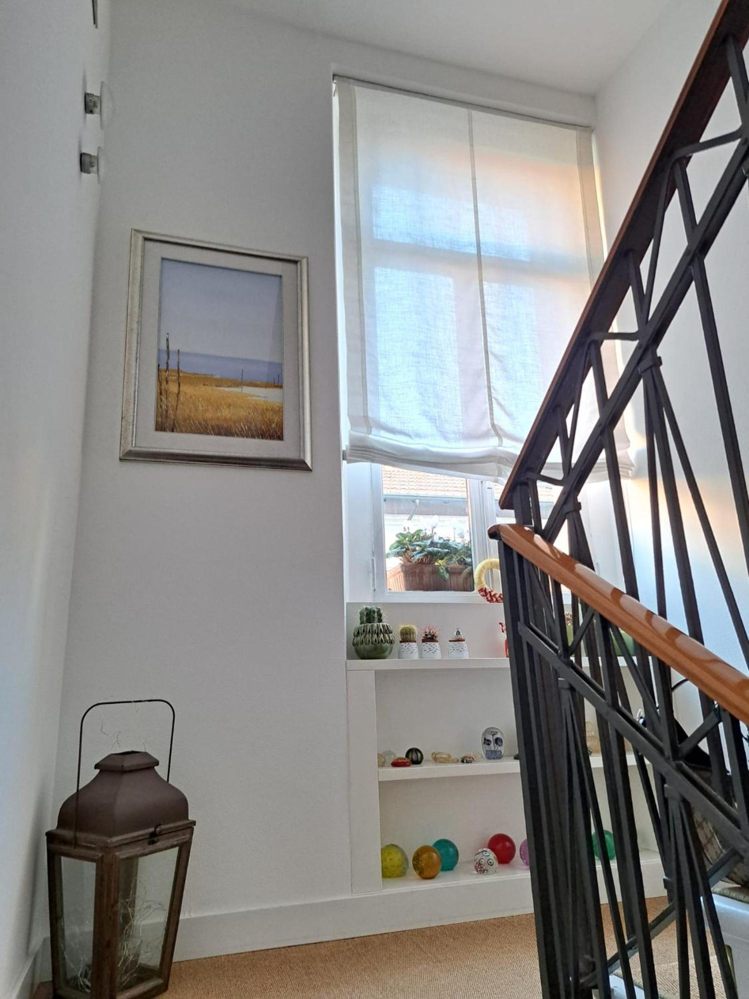 Casa Mari - Free Secure Parking, Breakfast, Private Bathroom, Wifi, Garden, Aircon, 3 Min Walk To Metro And Train Station Bed & Breakfast Milano
